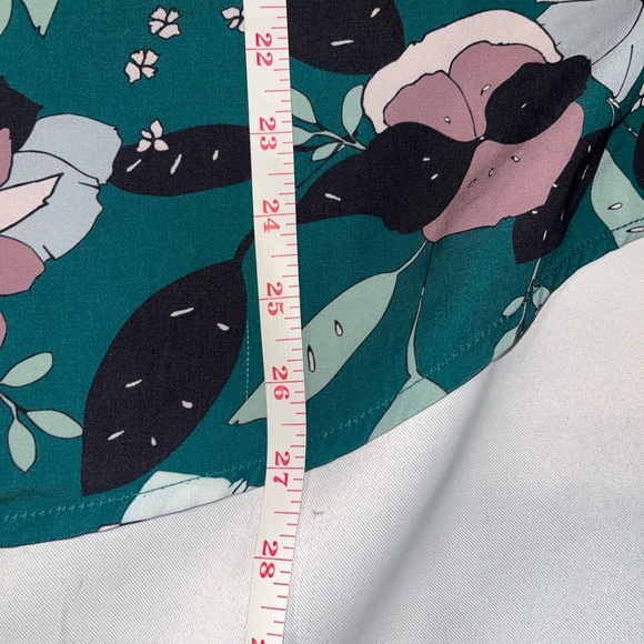 Eloquii Y2K Button Down Floral Shirt Green Pink Black Blouse Size 16 - Picture 6 of 7